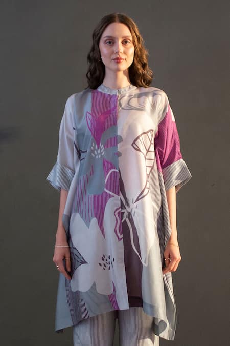 Buy_Clos_Grey Silk Collared Asymmetric Print Kurta With Pant _Online_at_Aza_Fashions