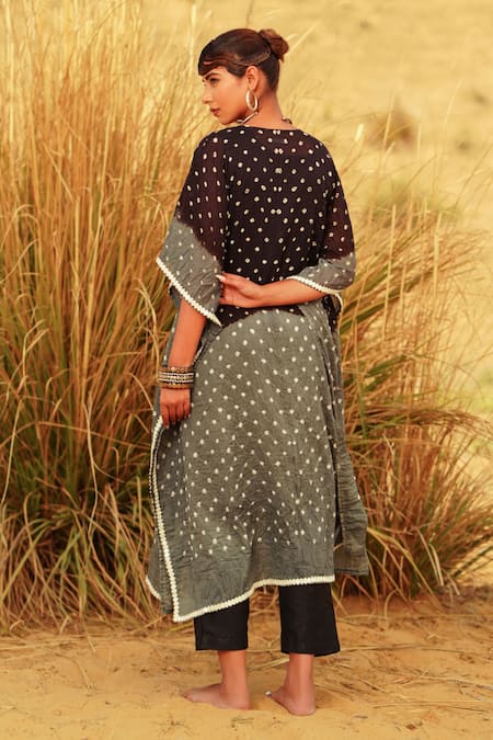 The Home Affair Tie Dye Bandhani Pattern Kaftan Set 