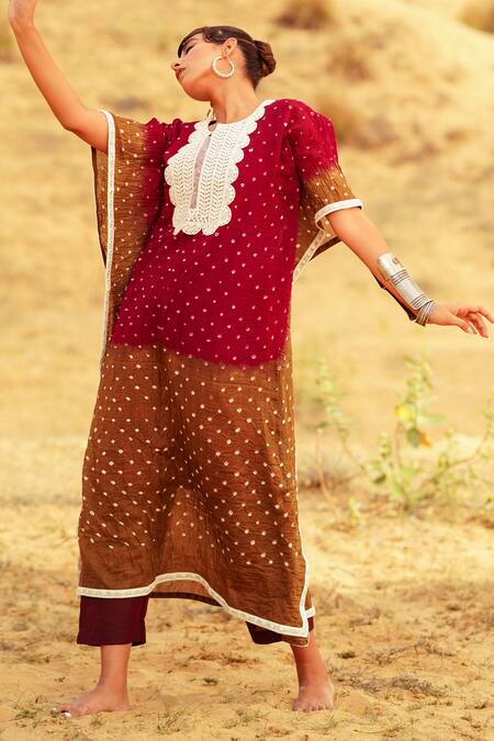The Home Affair_Maroon Crepe, Cotton Mirrors Round Tie Dye Bandhani Pattern Crushed Kaftan Set _at_Aza_Fashions
