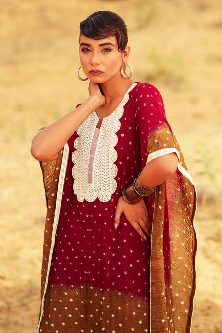 Shop_The Home Affair_Maroon Crepe, Cotton Mirrors Round Tie Dye Bandhani Pattern Crushed Kaftan Set 