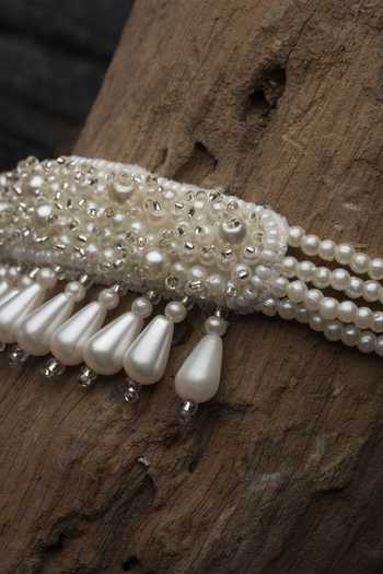 Buy_Ozel_White Pearl Yuvraj Tassel Rakhi_Online_at_Aza_Fashions
