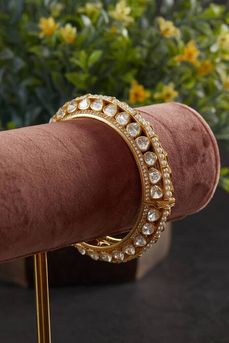 Shop Kaari White Imitation Diamonds Poornima Moissanite Studded Kada at Aza Fashions Shop_Kaari_White Imitation Diamonds Poornima Moissanite Studded Kada_at_Aza_Fashions