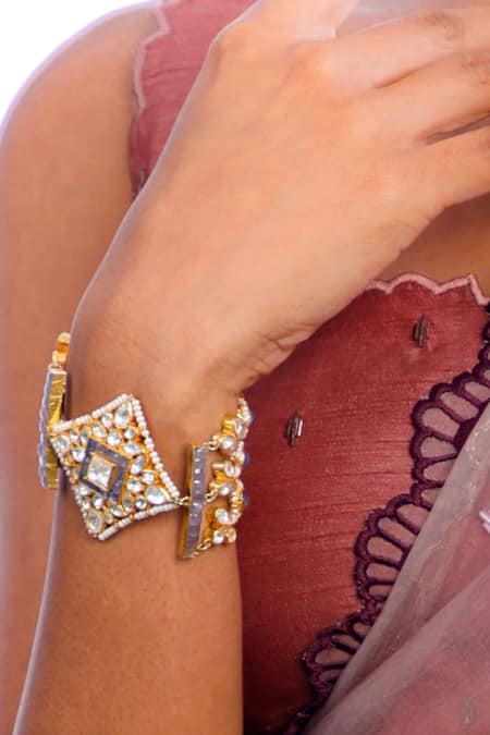 Kaari Polki Embellished Diamond Motif Bracelet 