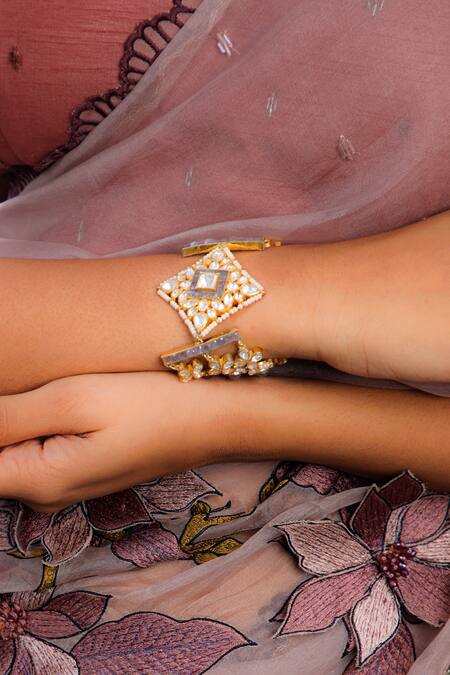 Buy Kaari Blue Imitation Diamonds Polki Embellished Motif Bracelet Online at Aza Fashions Buy_Kaari_Blue Imitation Diamonds Polki Embellished Motif Bracelet _Online_at_Aza_Fashions