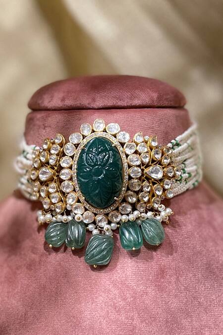 Shop_Kaari_Gold Plated Zeenat Carved Stone Polki Embellished Choker _Online_at_Aza_Fashions