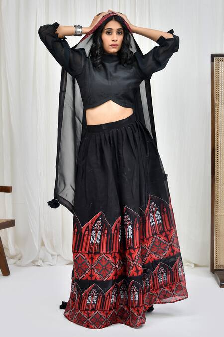 Pheeta_Black Blouse Muslin Printed Geometric Band Collar Placed Lehenga Set_Online_at_Aza_Fashions