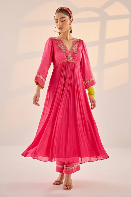 Label Rsd Pink Satin Georgette Embroidery Bloom V Neck Lunar Anarkali Palazzo Set Online at Aza Fashions Label Rsd_Pink Satin Georgette Embroidery Bloom V Neck Lunar Anarkali Palazzo Set_Online_at_Aza_Fashions