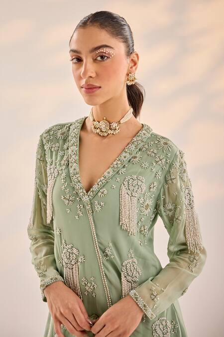 Buy Label Rsd Green Cut Work, Pearls, Sequins Bloom Embellished Potli Bag Online at Aza Fashions Buy_Label Rsd_Green Cut Work, Pearls, Sequins Bloom Embellished Potli Bag_Online_at_Aza_Fashions