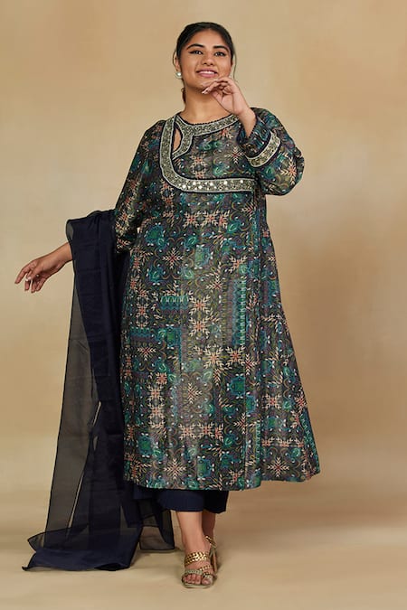 Mamicha Green Italian Crepe Printed Floral Round Angrakha Pant Set 