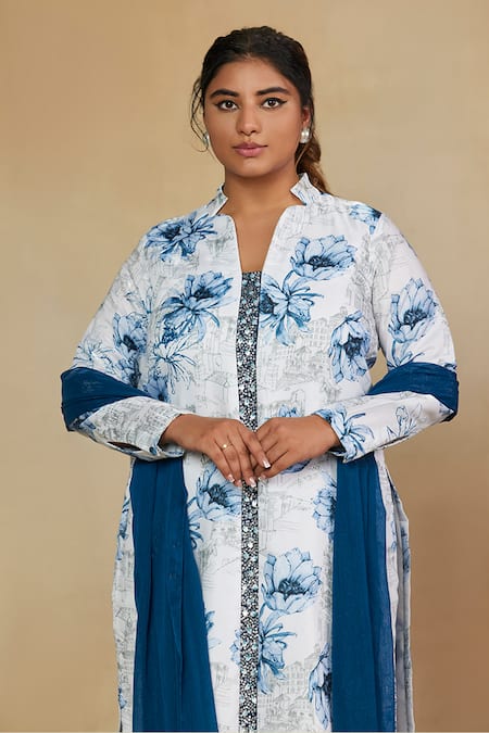 Shop_Mamicha_White Sparkle Satin Printed Flower Collared Kurta Pant Set _Online_at_Aza_Fashions