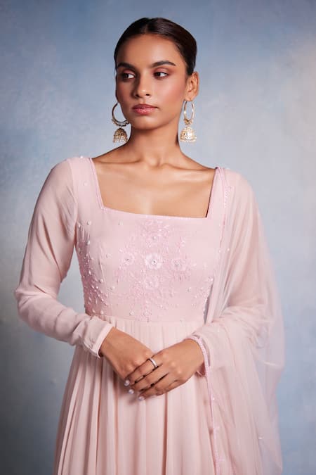 Buy Muditaa By Urmila Pink Net, Georgette Embroidery Square Aamani Hand Yoke Anarkali With Dupatta Online at Aza Fashions Buy_Muditaa By Urmila_Pink Net, Georgette Embroidery Square Aamani Hand Yoke Anarkali With Dupatta _Online_at_Aza_Fashions