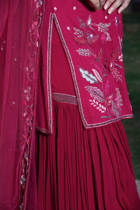 Buy_Muditaa By Urmila_Magenta Georgette, Net Embroidery Scoop Neck Ezrine Hand Kurta Gharara Set 