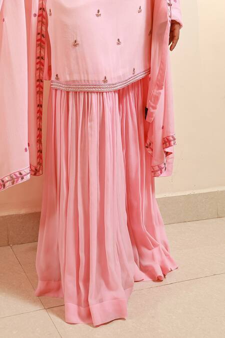 Muditaa By Urmila Pink Georgette Cut Work, Sequins, Beads, Khwab Hand Kurta Gharara Set at Aza Fashions Muditaa By Urmila_Pink Georgette Cut Work, Sequins, Beads, Khwab Hand Kurta Gharara Set _at_Aza_Fashions