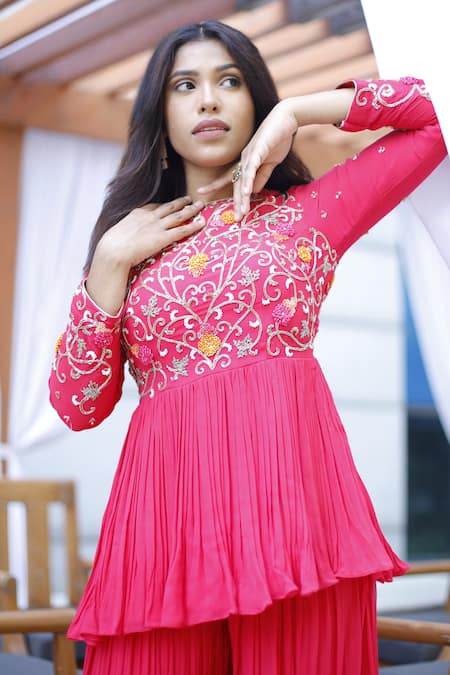 Muditaa By Urmila_Red Georgette Embroidery Round Neck Meher Hand Peplum Kurta With Sharara _at_Aza_Fashions