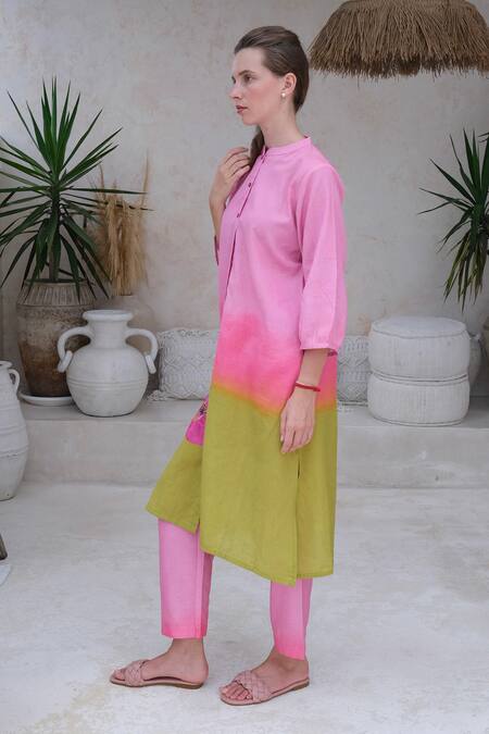 Roza Multi Color Linen Printed Floral Mandarin Orion Kurta With Pant Online at Aza Fashions Roza_Multi Color Linen Printed Floral Mandarin Orion Kurta With Pant _Online_at_Aza_Fashions