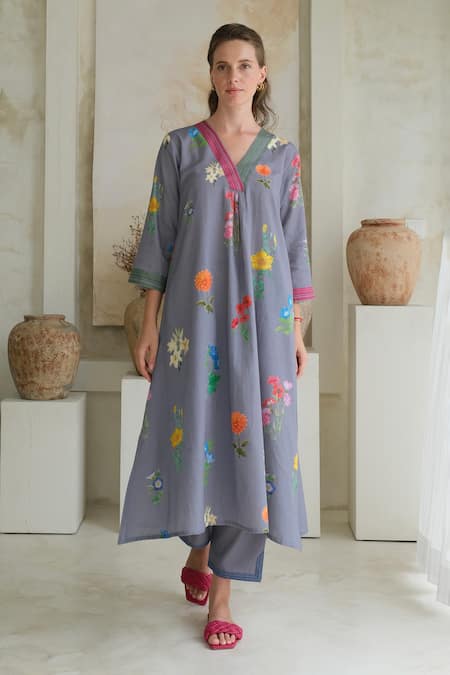 ROZA Purple Linen Printed Floral V-neck Marigold Kurta With Pant 