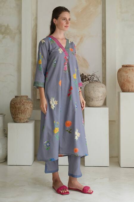 Shop Roza Purple Linen Printed Floral V-neck Marigold Kurta With Pant Online at Aza Fashions Shop_Roza_Purple Linen Printed Floral V-neck Marigold Kurta With Pant _Online_at_Aza_Fashions