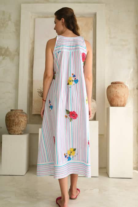 Shop Roza Multi Color Poplin Printed Floral V-neck Wisteria Midi Dress at Aza Fashions Shop_Roza_Multi Color Poplin Printed Floral V-neck Wisteria Midi Dress _at_Aza_Fashions