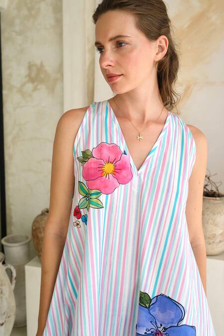 Roza Multi Color Poplin Printed Floral V-neck Wisteria Midi Dress Online at Aza Fashions Roza_Multi Color Poplin Printed Floral V-neck Wisteria Midi Dress _Online_at_Aza_Fashions