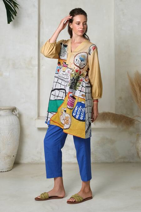 Roza Multi Color Linen Printed High-tea V-neck High Tea Tunic With Pant at Aza Fashions Roza_Multi Color Linen Printed High-tea V-neck High Tea Tunic With Pant _at_Aza_Fashions