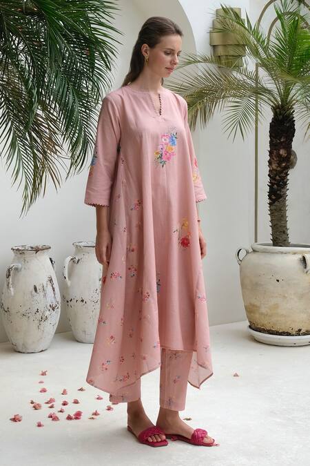 Buy_Roza_Pink Linen Embroidery V-neck Rosita Floral Print Kurta With Pant 