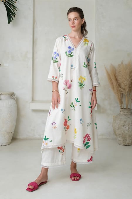 Shop Roza Ivory Linen Printed Floral V-neck Amelia Long Kurta With Pant Online at Aza Fashions Shop_Roza_Ivory Linen Printed Floral V-neck Amelia Long Kurta With Pant _Online_at_Aza_Fashions