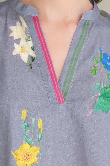 Roza_Purple Linen Print Marigold V Collar Floral Short Tunic With Pant _Online_at_Aza_Fashions