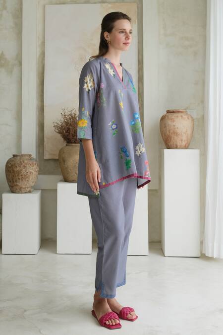 Buy_Roza_Purple Linen Print Marigold V Collar Floral Short Tunic With Pant 