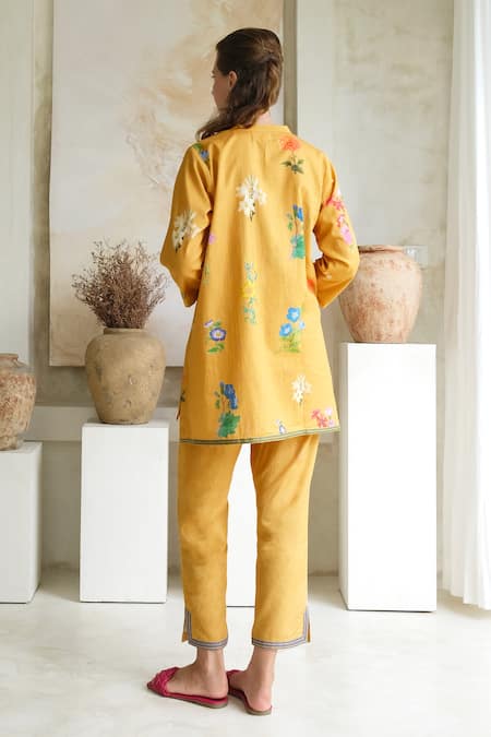 Shop Roza Yellow Linen Print Marigold V Collar Short Tunic With Pant at Aza Fashions Shop_Roza_Yellow Linen Print Marigold V Collar Short Tunic With Pant _at_Aza_Fashions