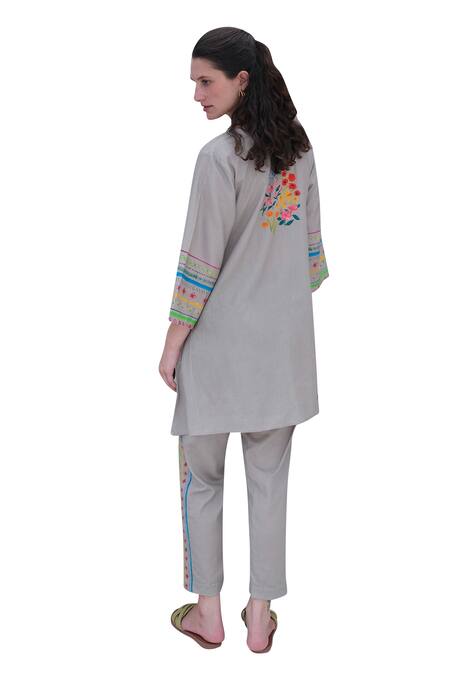 Roza Beige Linen Embroidery Open Neck Positano Floral Print Tunic With Pant at Aza Fashions Roza_Beige Linen Embroidery Open Neck Positano Floral Print Tunic With Pant _at_Aza_Fashions