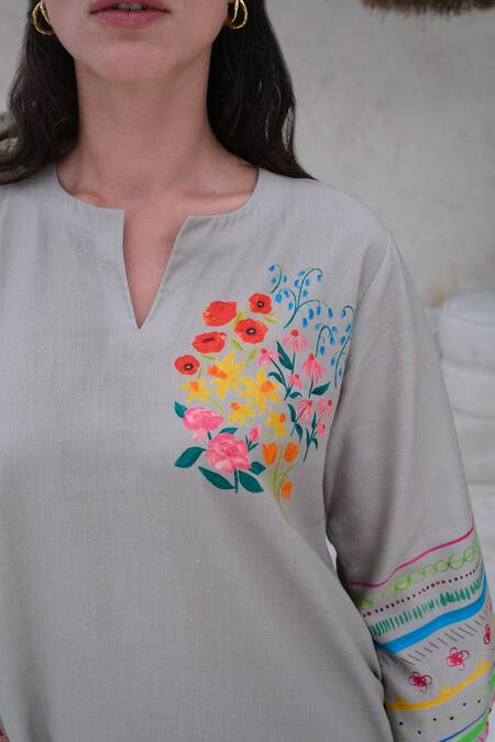 Buy_Roza_Beige Linen Embroidery Open Neck Positano Floral Print Tunic With Pant 