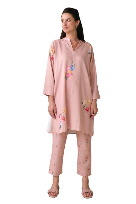 Shop Roza Pink Linen Embroidery Collared, V-neck Rosita Print Tunic Online at Aza Fashions Shop_Roza_Pink Linen Embroidery Collared, V-neck Rosita Print Tunic _Online_at_Aza_Fashions
