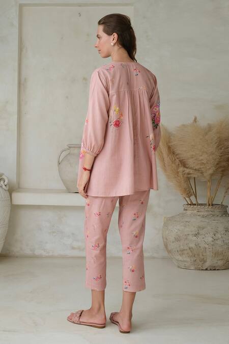 Shop Roza Pink Linen Printed Floral V-neck Rosita Flower Top With Pant Online at Aza Fashions Shop_Roza_Pink Linen Printed Floral V-neck Rosita Flower Top With Pant _Online_at_Aza_Fashions