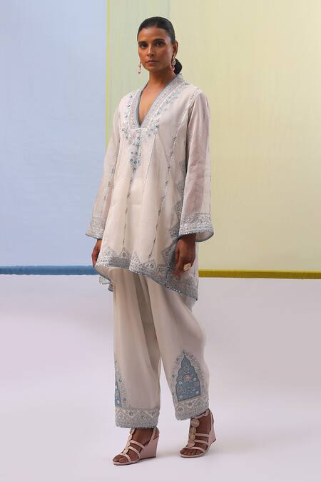 Shop Sue Mue Off White Silk Organza Pearls, Sequins, Embroidery Thread Kurta Salwar Set Online at Aza Fashions Shop_Sue Mue_Off White Silk Organza Pearls, Sequins, Embroidery Thread Kurta Salwar Set _Online_at_Aza_Fashions