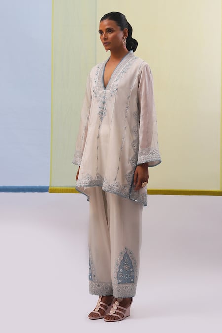 Buy Sue Mue Off White Silk Organza Pearls, Sequins, Embroidery Thread Kurta Salwar Set Buy_Sue Mue_Off White Silk Organza Pearls, Sequins, Embroidery Thread Kurta Salwar Set