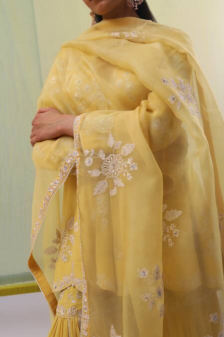 Sue Mue Yellow Organza, Sequins, Ashraqat Thread Short Kalidar Gharara Set at Aza Fashions Sue Mue_Yellow Organza, Sequins, Ashraqat Thread Short Kalidar Gharara Set _at_Aza_Fashions