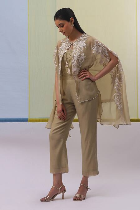 Buy_Sue Mue_Beige Chanderi Noya Gara Embroidered Cape With Pant 