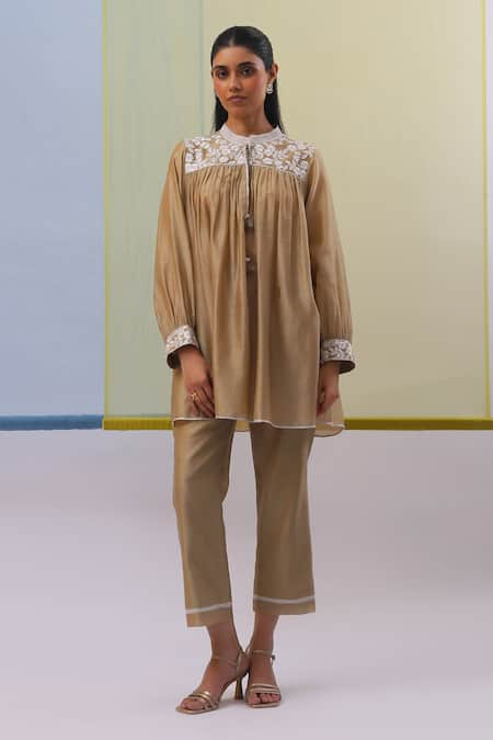 Sue Mue Nuri Gara & Dori Embroidered Tunic With Pant 