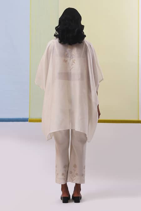 Shop Sue Mue Off White , Cotton Embroidery Open Daisy Kimono Top Pant Set at Aza Fashions Shop_Sue Mue_Off White , Cotton Embroidery Open Daisy Kimono Top Pant Set _at_Aza_Fashions