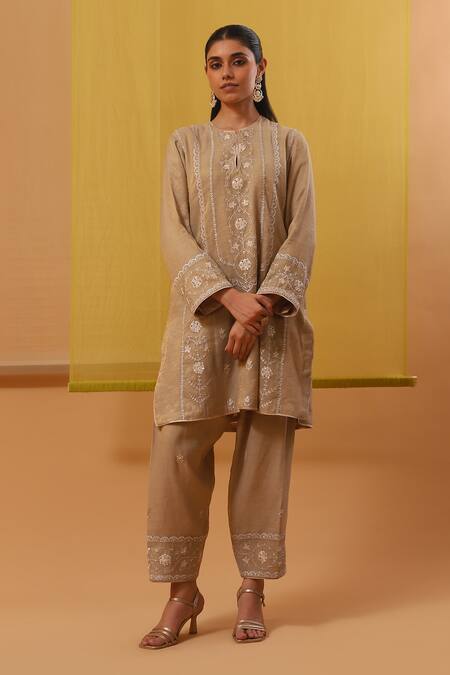 Sue Mue Beige Silk Organza, Handloom Cotton Sequins, Zakia Ambrosia Thread Kurta Set at Aza Fashions Sue Mue_Beige Silk Organza, Handloom Cotton Sequins, Zakia Ambrosia Thread Kurta Set _at_Aza_Fashions
