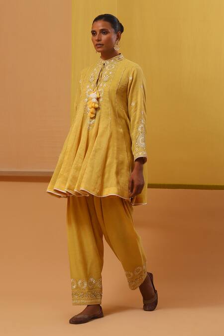 Buy Sue Mue Yellow Silk Organza, Handloom Cotton Sequins, Embroidery Gulbahar Anarkali Set Buy_Sue Mue_Yellow Silk Organza, Handloom Cotton Sequins, Embroidery Gulbahar Anarkali Set