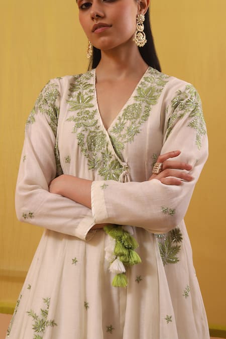 Shop Sue Mue Off White Chanderi, Chiffon, Taia Flora Vine Gara Angarkha Anarkali Set Online at Aza Fashions Shop_Sue Mue_Off White Chanderi, Chiffon, Taia Flora Vine Gara Angarkha Anarkali Set _Online_at_Aza_Fashions