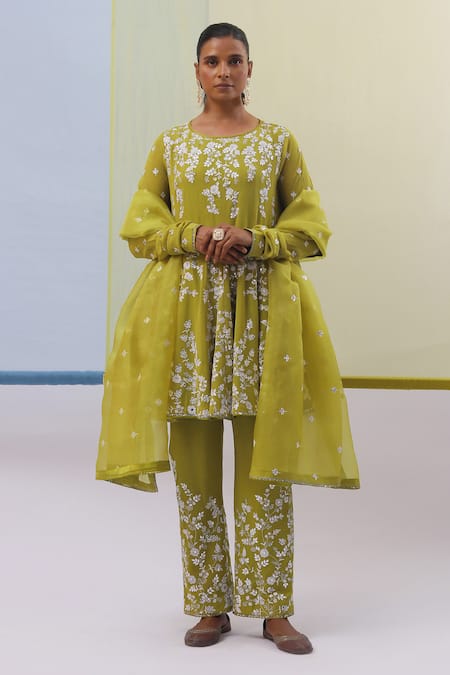 Sue Mue Rooh Ditsy Bloom Patri Embroidered Anarkali Set 