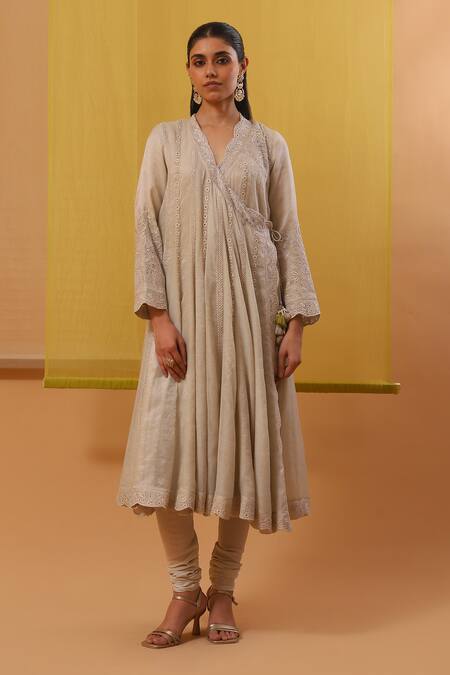Buy_Sue Mue_Beige Handloom Cotton, Chanderi, Lycra Embroidery, Haya Thread Angarkha Set 