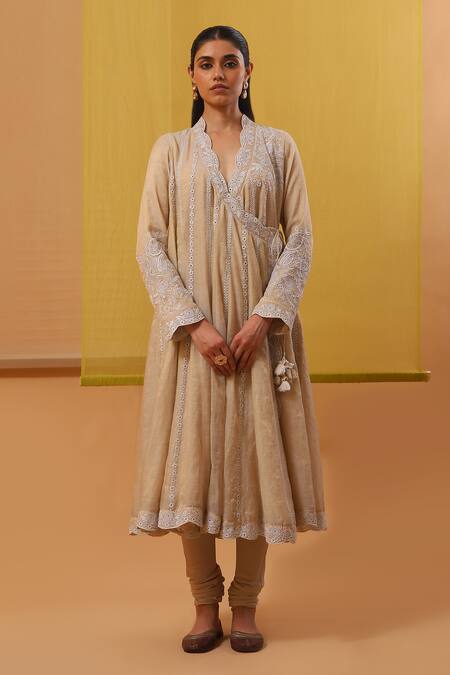 Shop Sue Mue Beige Handloom Cotton, Chanderi, Lycra Embroidery, Hena Threadwork Angarkha Set Online at Aza Fashions Shop_Sue Mue_Beige Handloom Cotton, Chanderi, Lycra Embroidery, Hena Threadwork Angarkha Set _Online_at_Aza_Fashions