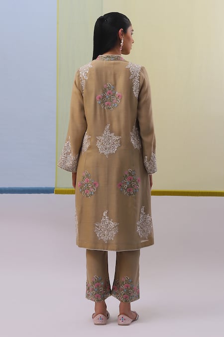 Shop Sue Mue Beige Handloom Cotton, Chanderi Embroidery Mandarin Aafia Thread Kurta Pant Set at Aza Fashions Shop_Sue Mue_Beige Handloom Cotton, Chanderi Embroidery Mandarin Aafia Thread Kurta Pant Set _at_Aza_Fashions