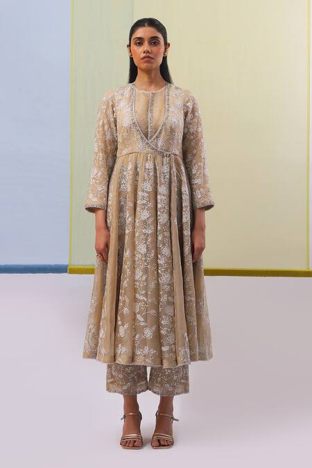 Shop Sue Mue Beige Silk Organza, Chiffon Pearls, Sequins, Diamonds, Nida Dabka Angarkha Set Online at Aza Fashions Shop_Sue Mue_Beige Silk Organza, Chiffon Pearls, Sequins, Diamonds, Nida Dabka Angarkha Set _Online_at_Aza_Fashions