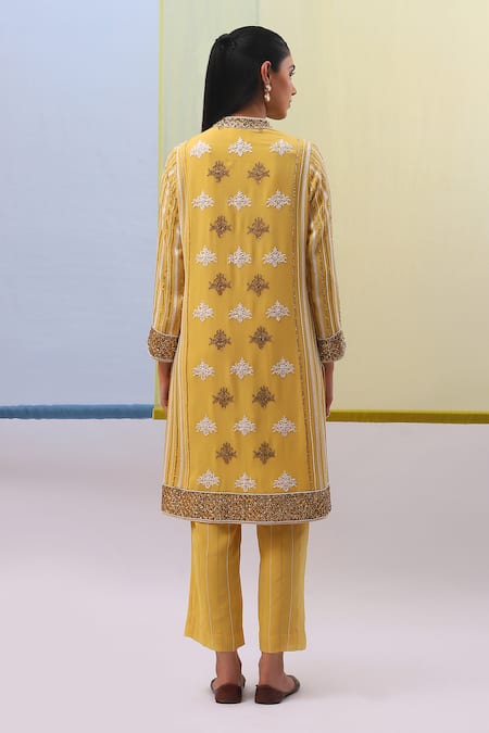 Shop Sue Mue Yellow Silk, Cotton Pearls, Sequins Bandeau Nuha Thread Embroidered Kurta Set at Aza Fashions Shop_Sue Mue_Yellow Silk, Cotton Pearls, Sequins Bandeau Nuha Thread Embroidered Kurta Set _at_Aza_Fashions