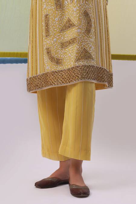 Buy Sue Mue Yellow Silk, Cotton Pearls, Sequins Bandeau Nuha Thread Embroidered Kurta Set Online at Aza Fashions Buy_Sue Mue_Yellow Silk, Cotton Pearls, Sequins Bandeau Nuha Thread Embroidered Kurta Set _Online_at_Aza_Fashions