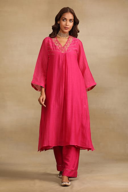 Trendy tokari Pink Silk Chanderi Placement Woven Floral Brocade V A-line Kurta And Pant Set 